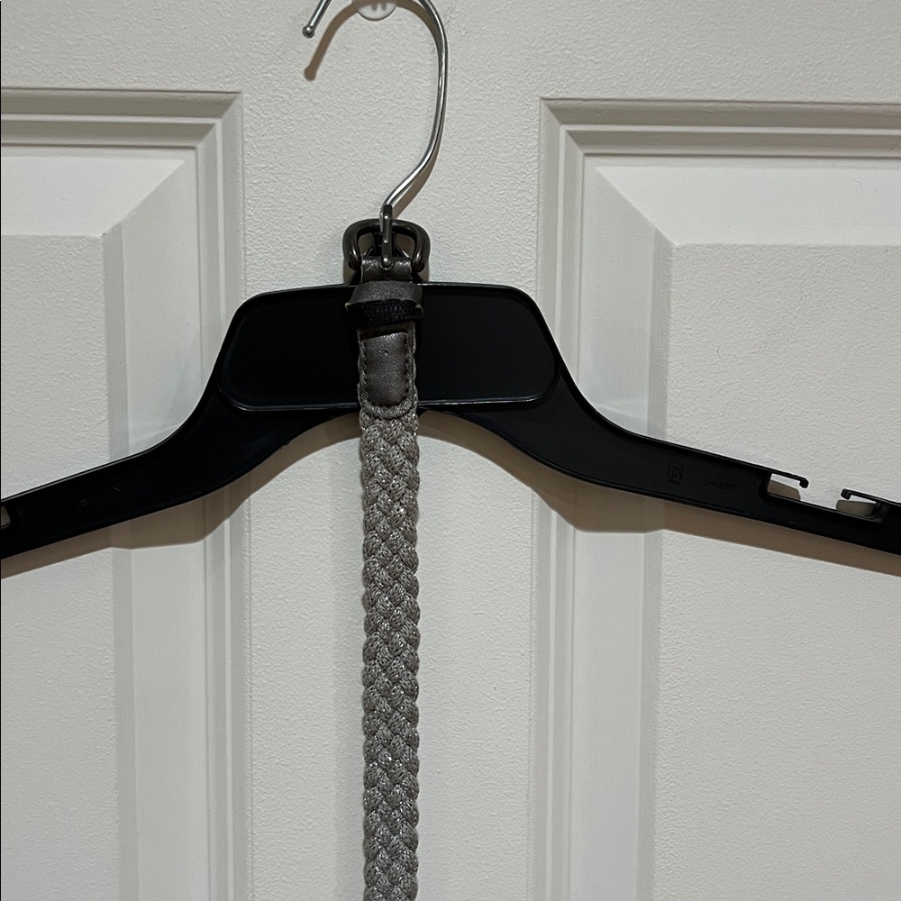 Woman’s, glittery, braided belt with bronze buckle. Can be adjusted anywhere. - Picture 2 of 4
